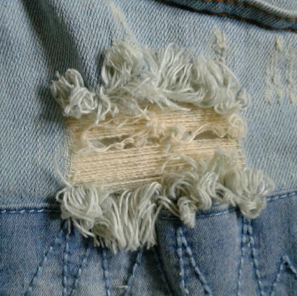 VIP | HPπDistressed Knee Blow-Out Jeans - Picture 5 of 7